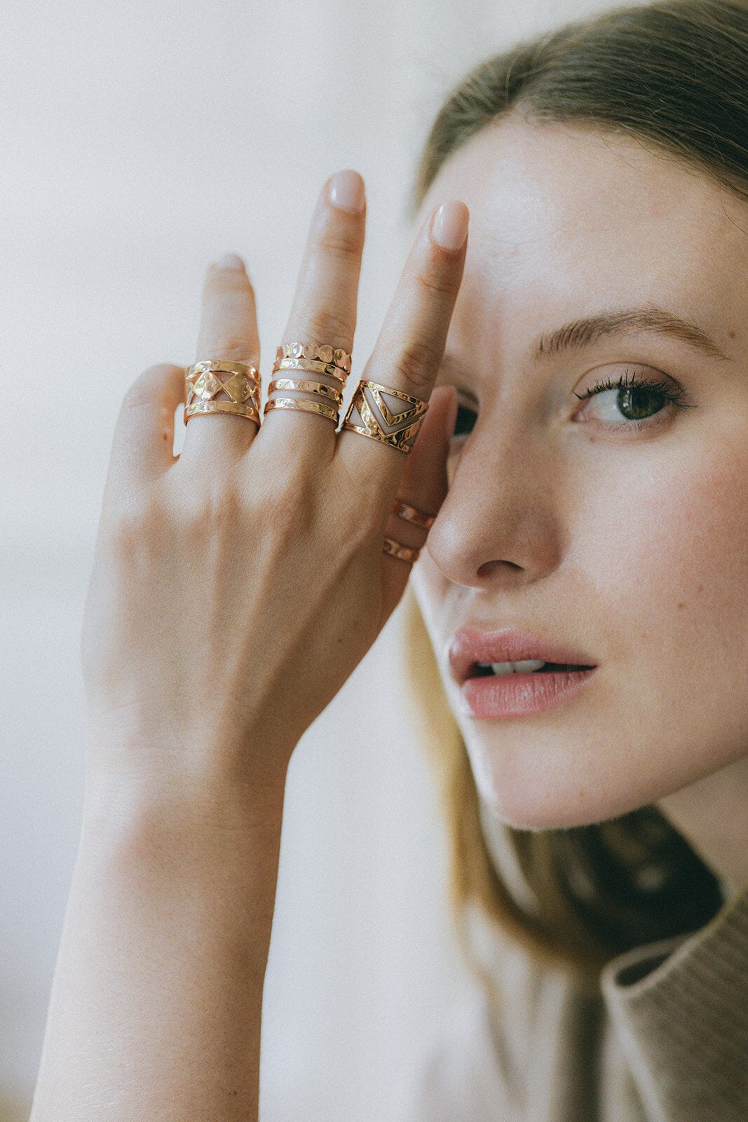 Bague Enzo Or Rose Martelée Ajustable Bagues Monsieur Simone