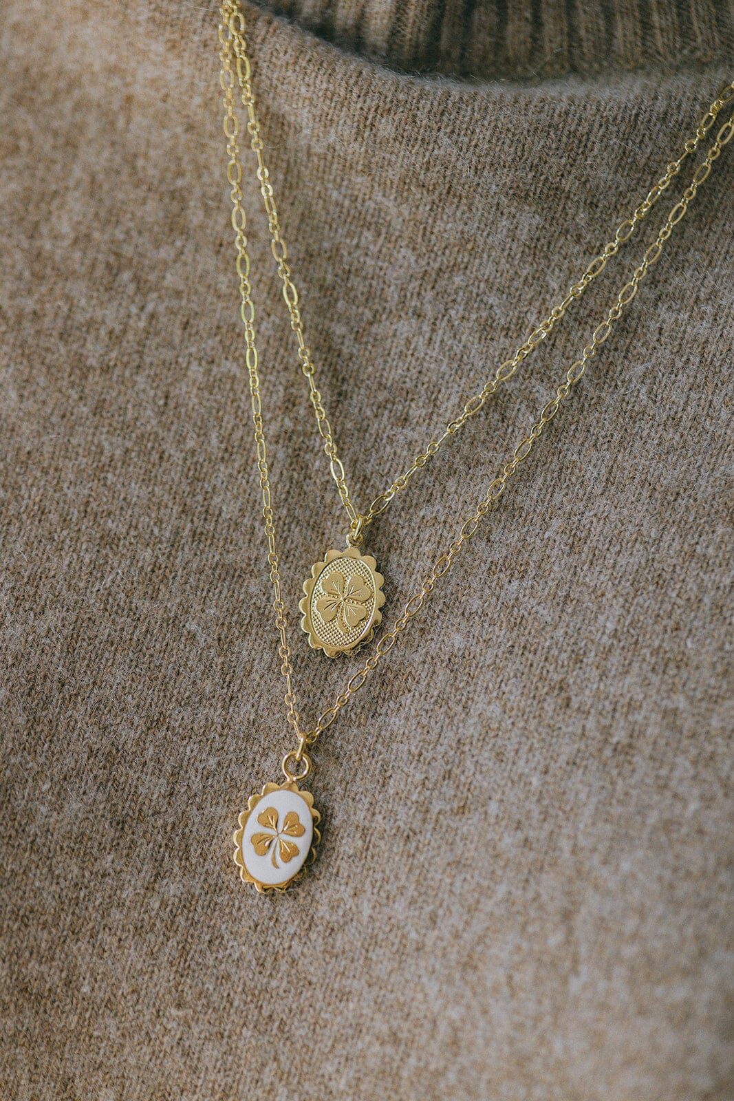 Collier Thémis Trèfle Or Ivoire Colliers Monsieur Simone
