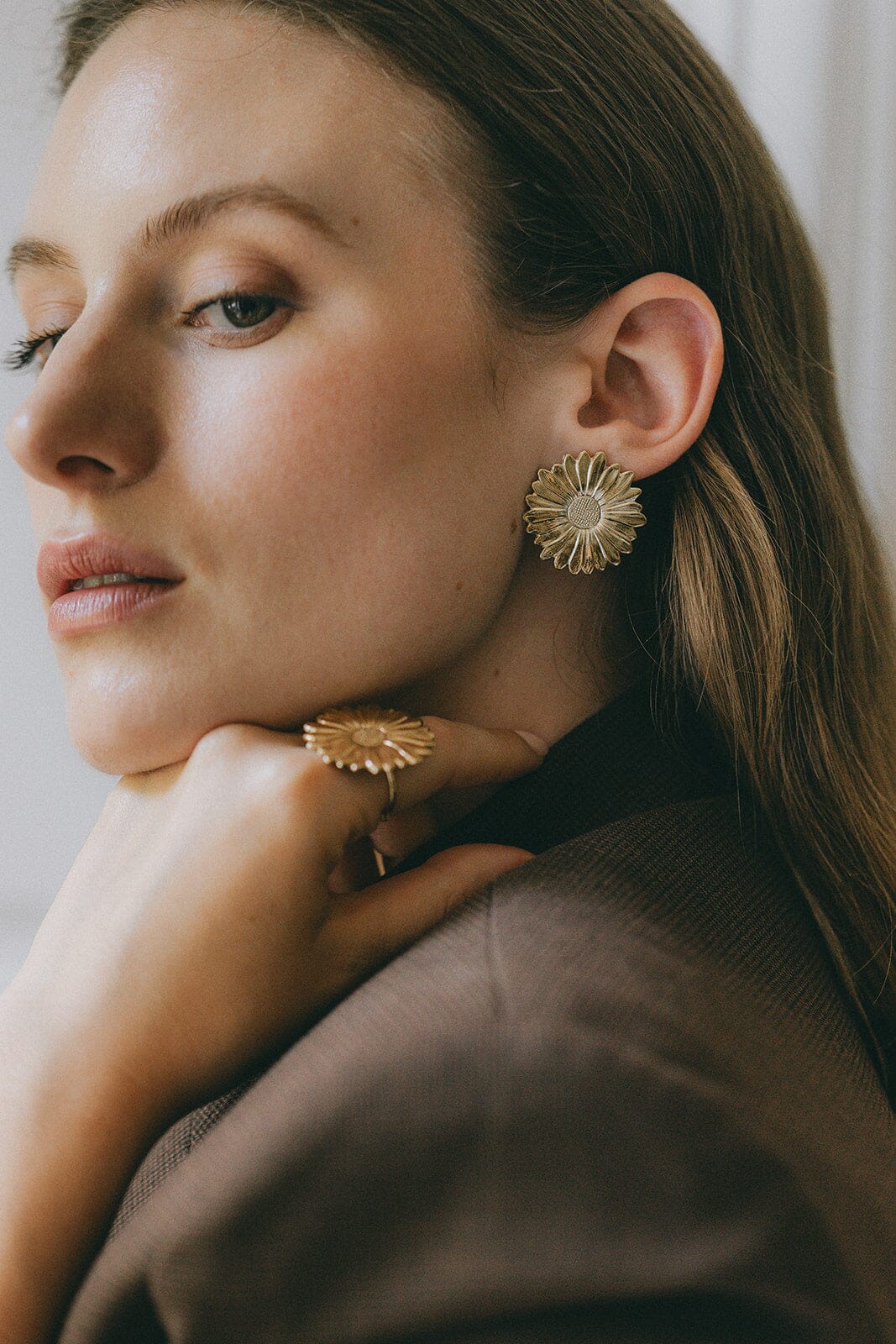 Maxi Boucles d'Oreilles Puces Maïa Or Fleurs Boucles d'Oreilles Monsieur Simone