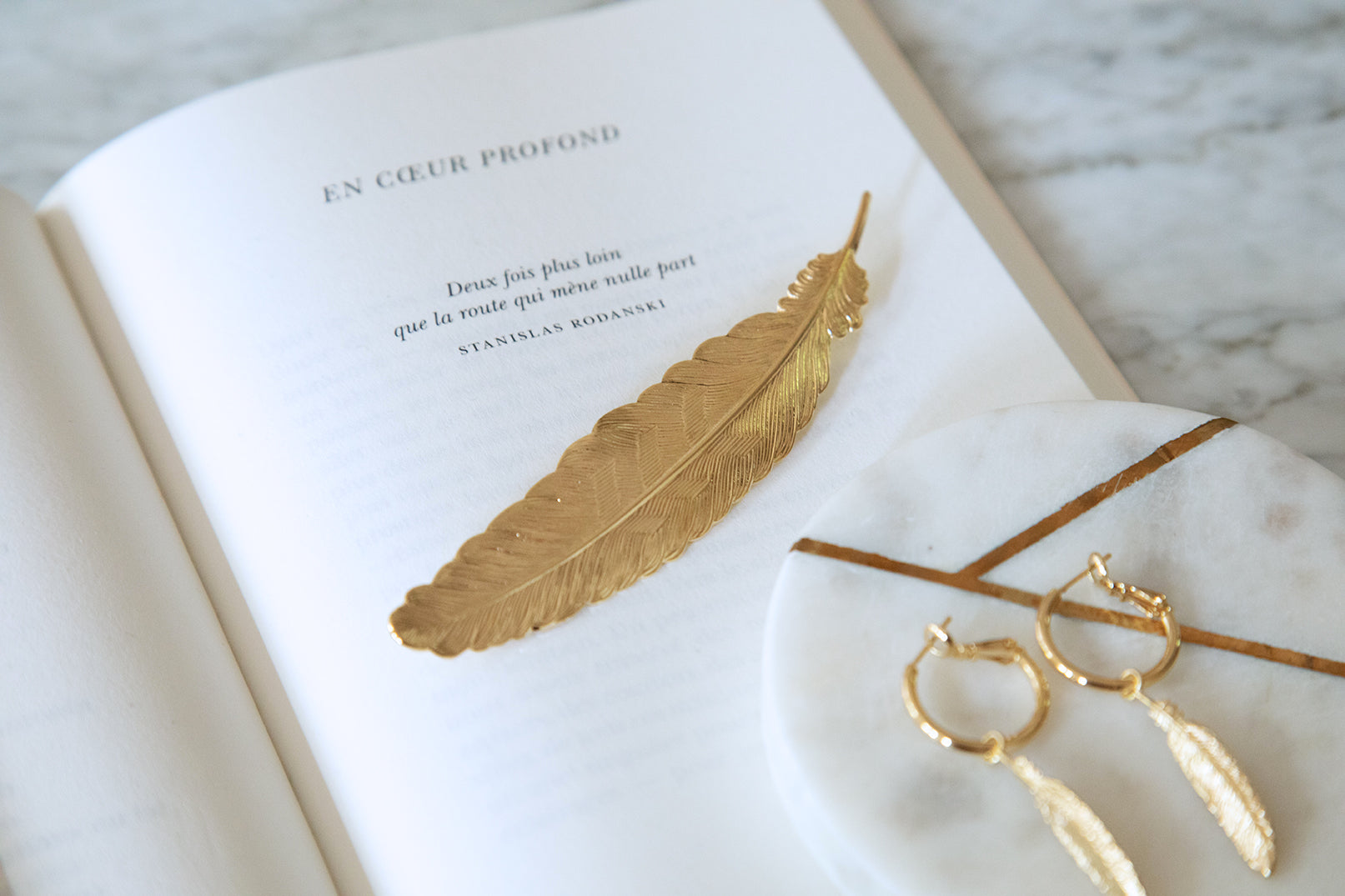 Broche Phébé Or Plume Accessoires Monsieur Simone