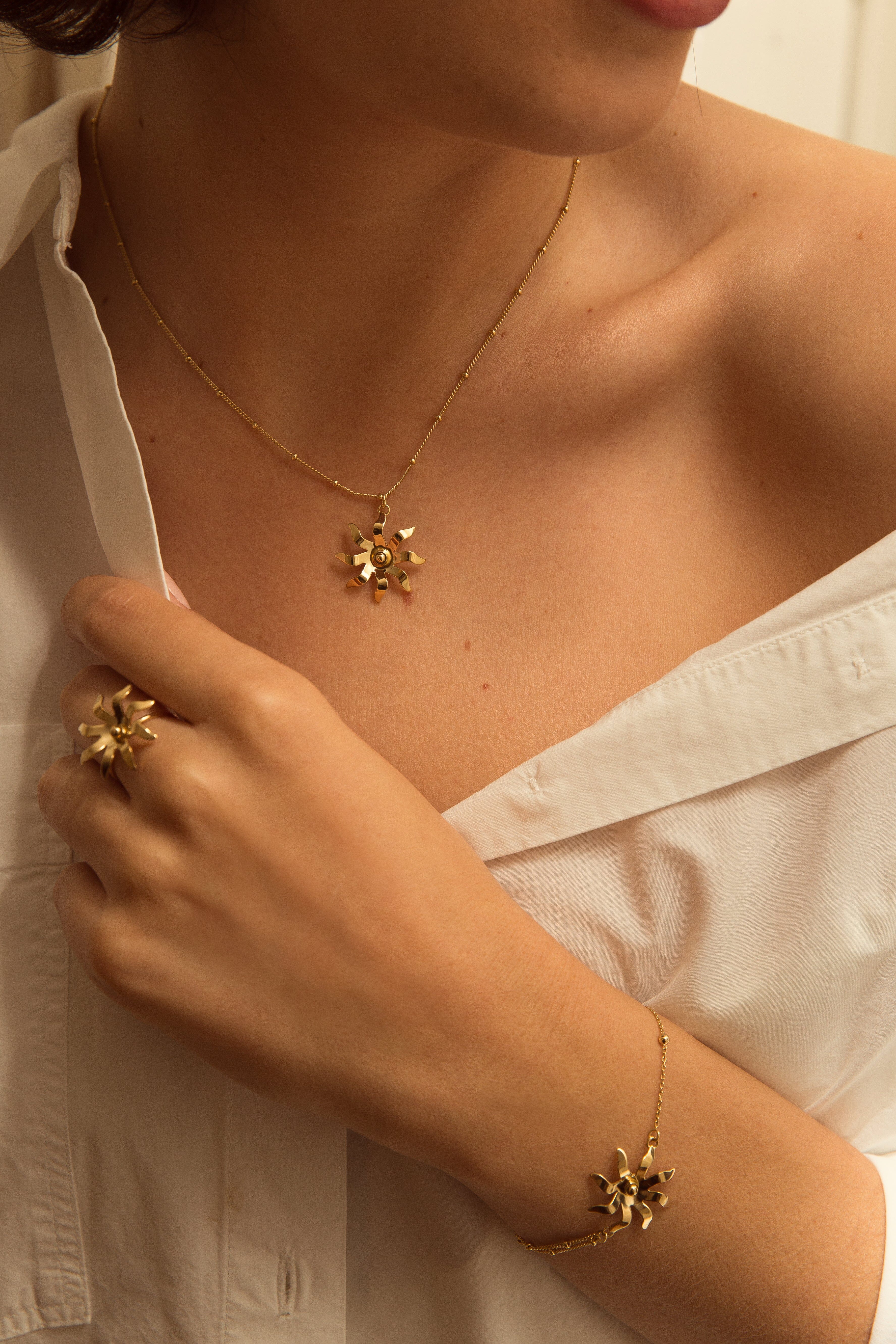 Collier Éos Or Soleil Colliers Monsieur Simone