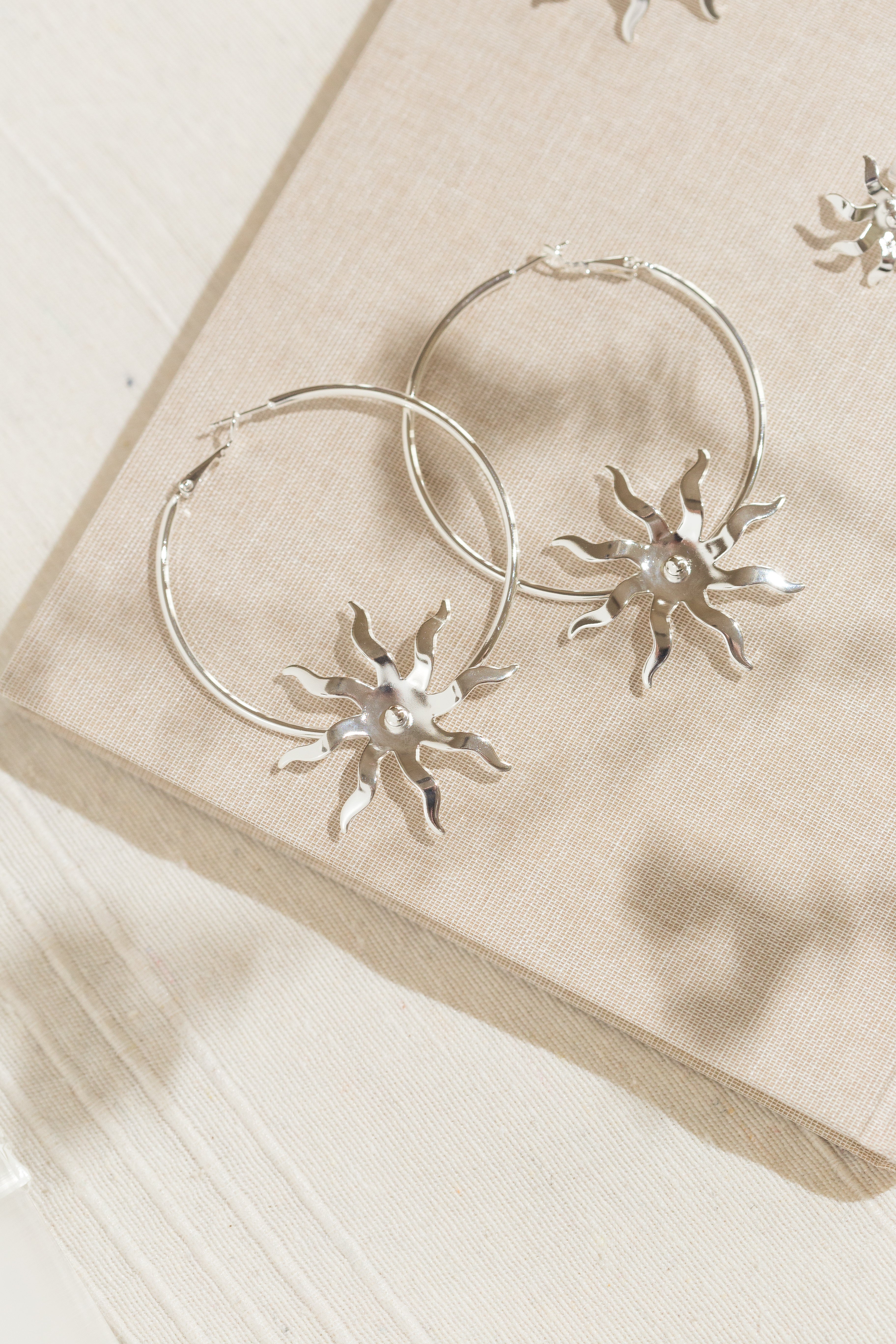 Créoles Éos Argent Soleils Boucles d'Oreilles Monsieur Simone
