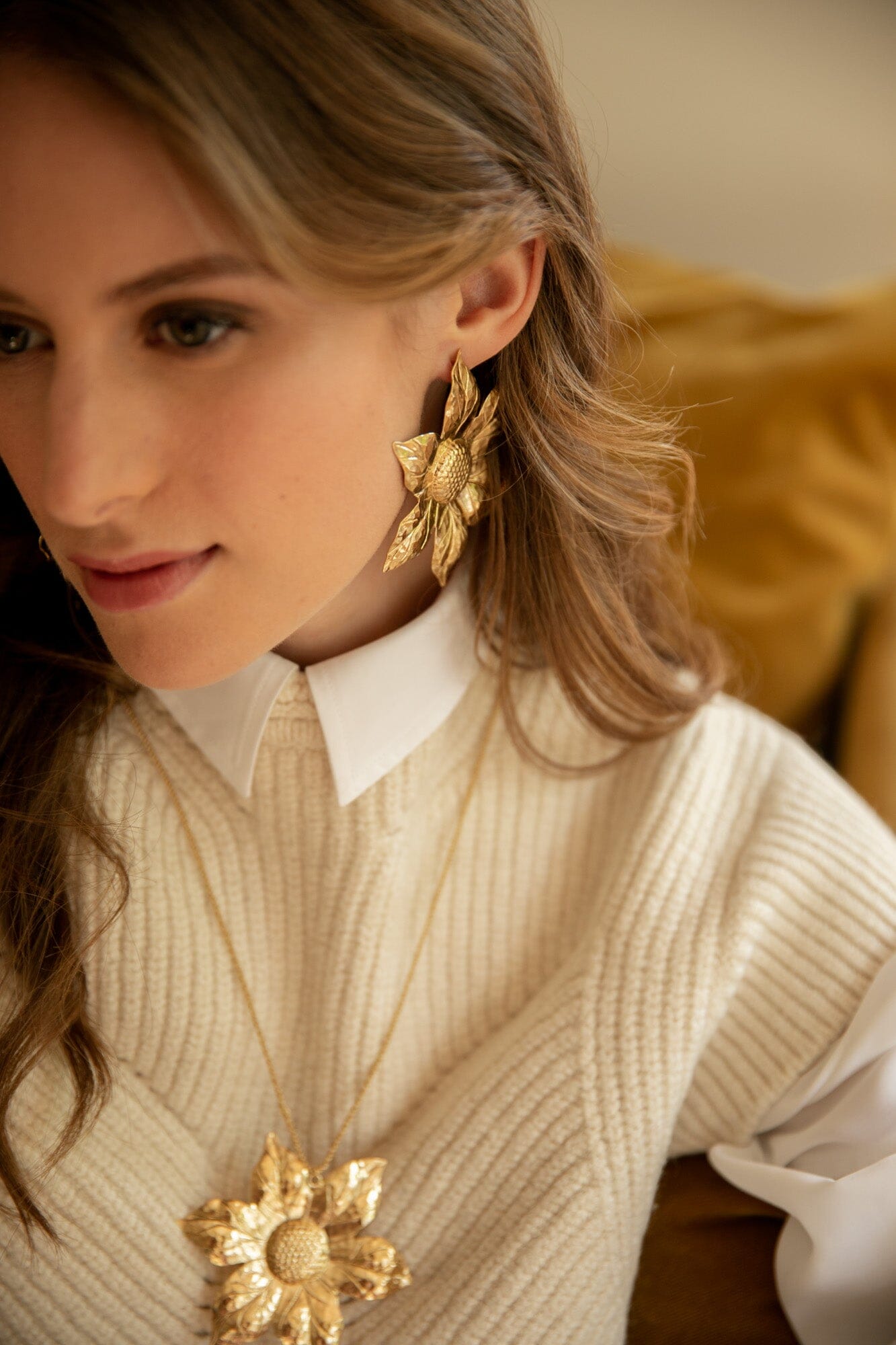 Maxi Boucles d'Oreilles Puces Hespéris Or Fleurs Boucles d'Oreilles Monsieur Simone