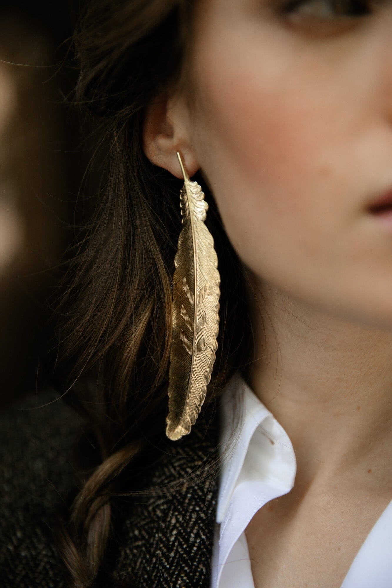 Maxi Mono Boucle d'Oreille Puce Phébé Or Plume Boucles d'Oreilles Monsieur Simone