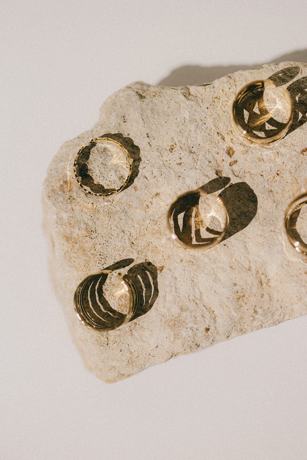 Bague Eliott Or Martelée Ajustable Bagues Monsieur Simone