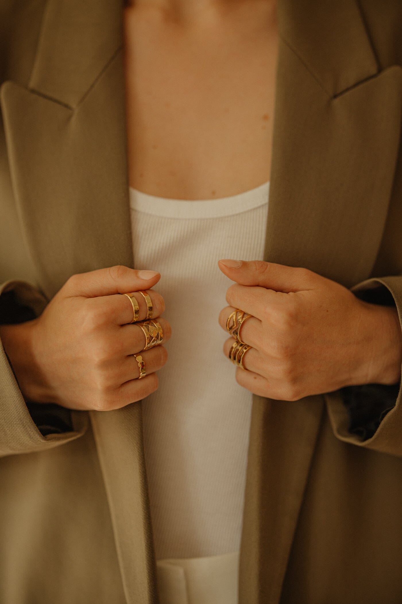 Bague Eliott Or Martelée Ajustable Bagues Monsieur Simone