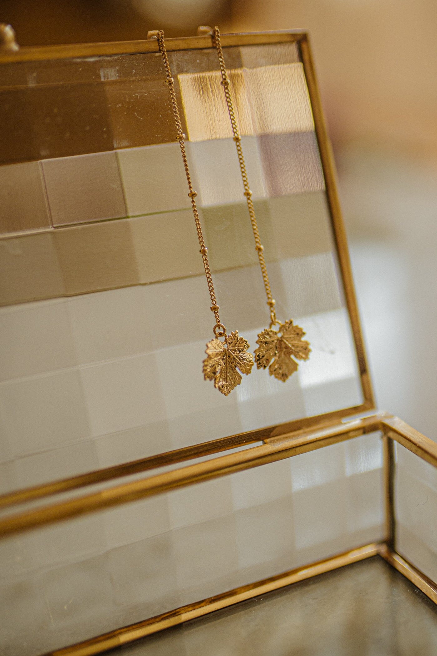 Boucles d'Oreilles Pendantes Héra Or Feuilles Boucles d'Oreilles Monsieur Simone