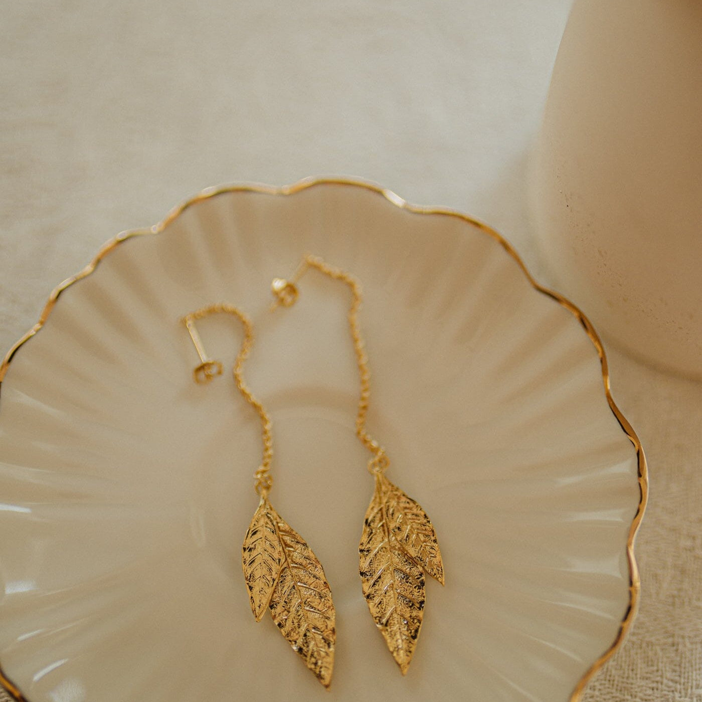 Boucles d'Oreilles Pendantes Thalie Or Feuilles Boucles d'Oreilles Monsieur Simone