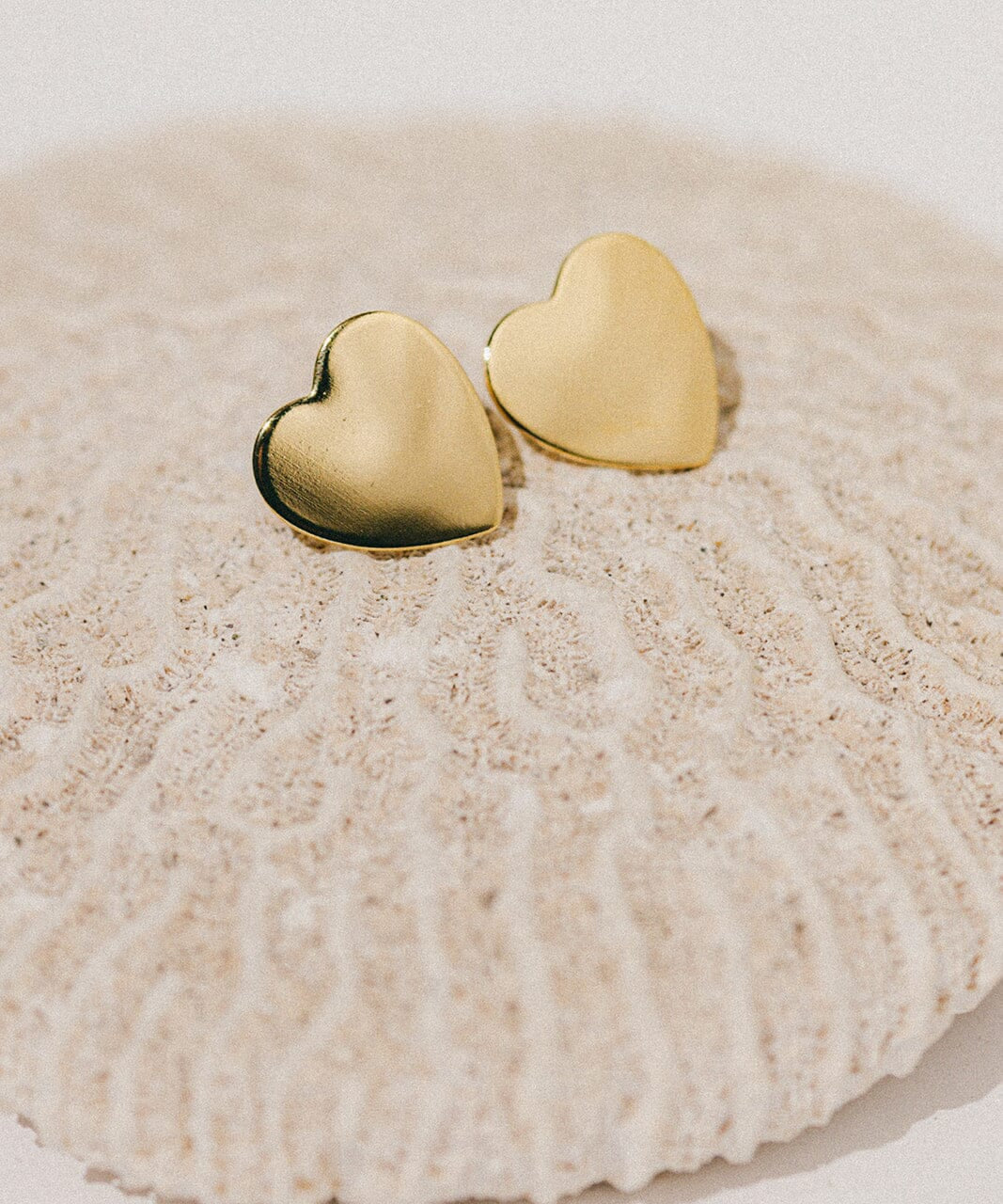 Boucles d'Oreilles Puces Aphrodite Or Coeur Boucles d'Oreilles Monsieur Simone