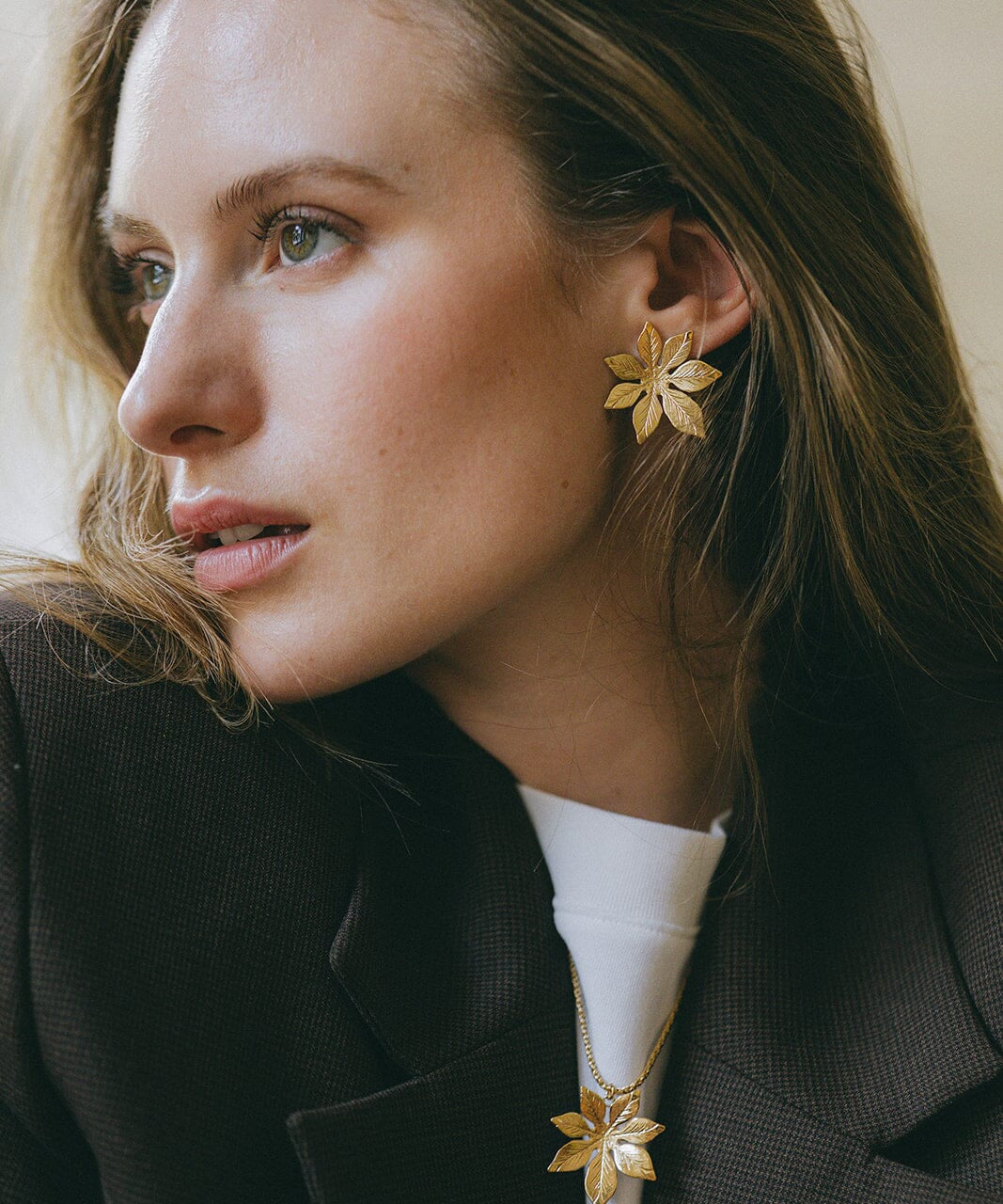 Boucles d'Oreilles Puces Chloris Or Fleurs Boucles d'Oreilles Monsieur Simone