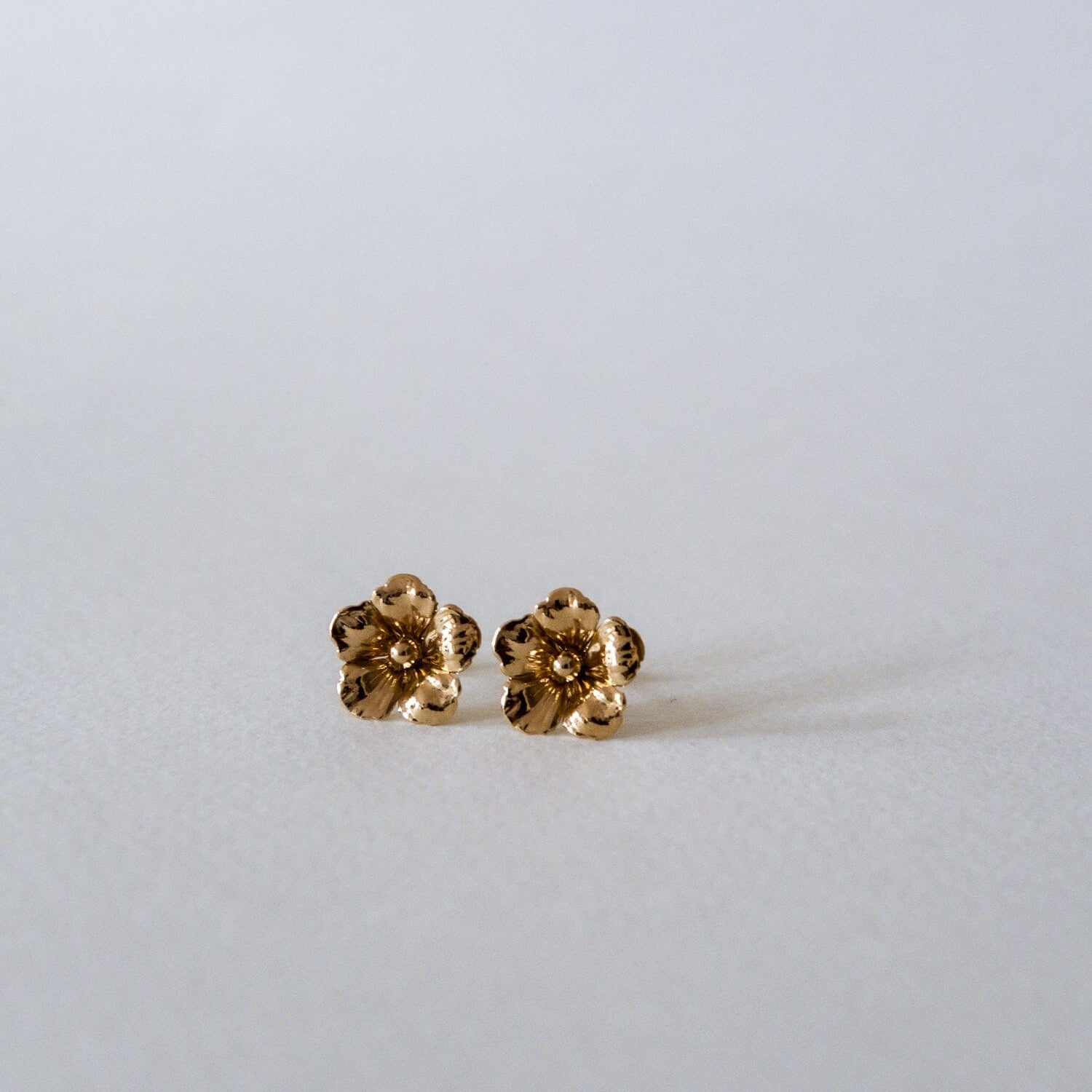 Boucles d'Oreilles Puces Gaïa Or Fleurs Boucles d'Oreilles Monsieur Simone