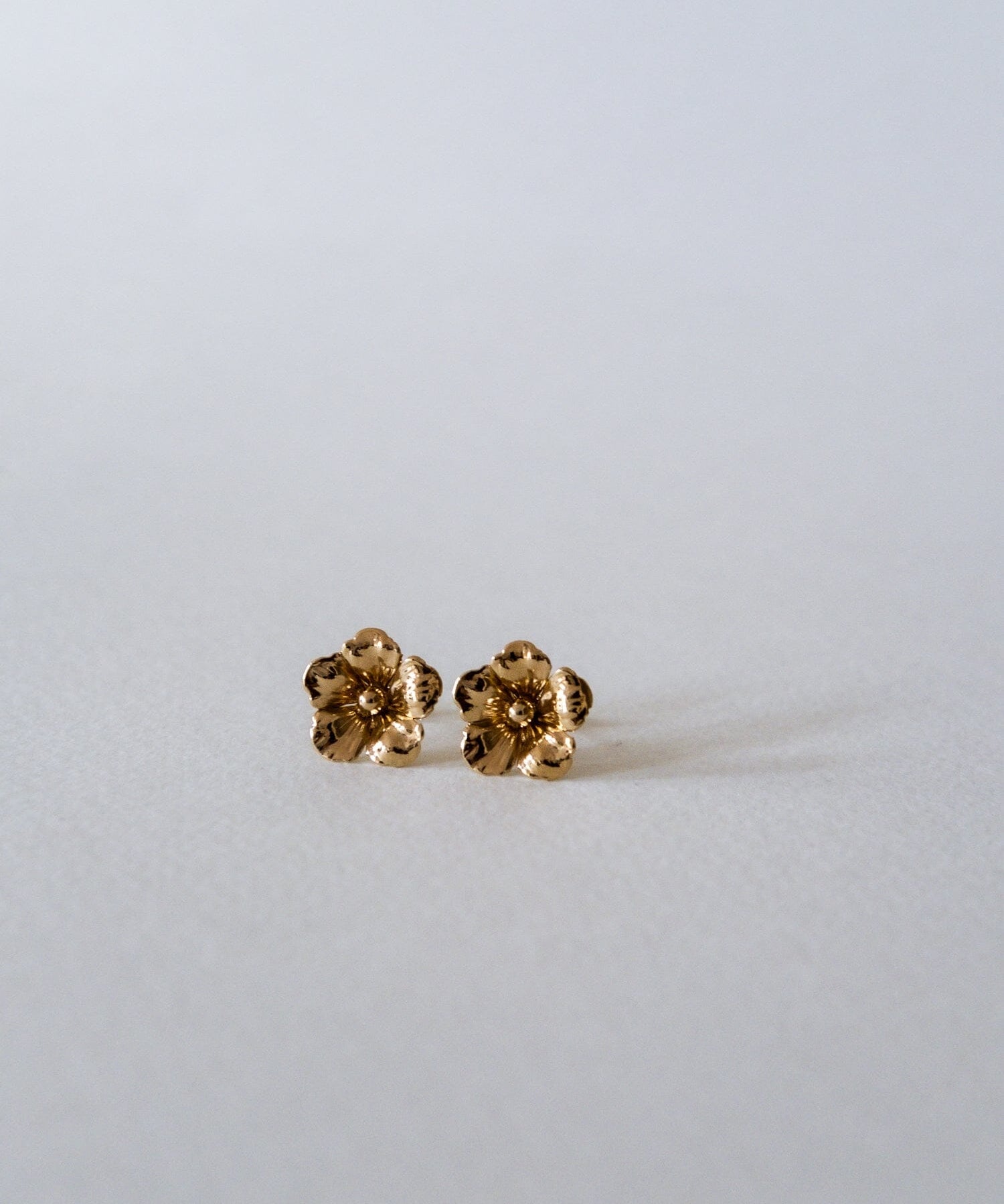Boucles d'Oreilles Puces Gaïa Or Fleurs Boucles d'Oreilles Monsieur Simone