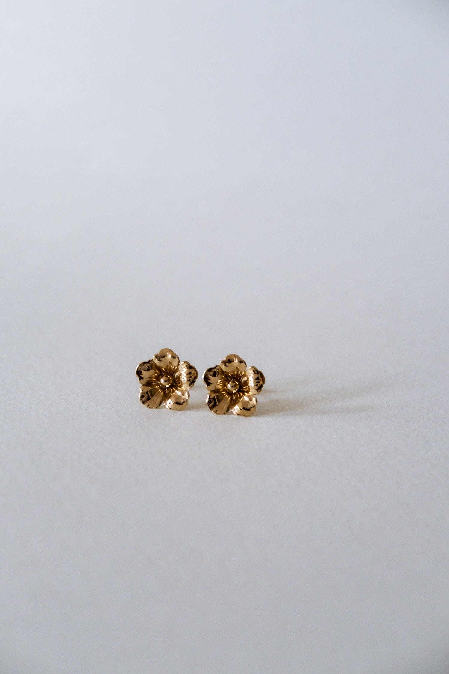 Boucles d'Oreilles Puces Gaïa Or Fleurs Boucles d'Oreilles Monsieur Simone