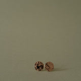 Boucles d'Oreilles Puces Hestia Or Ronds Martelés Boucles d'Oreilles Monsieur Simone