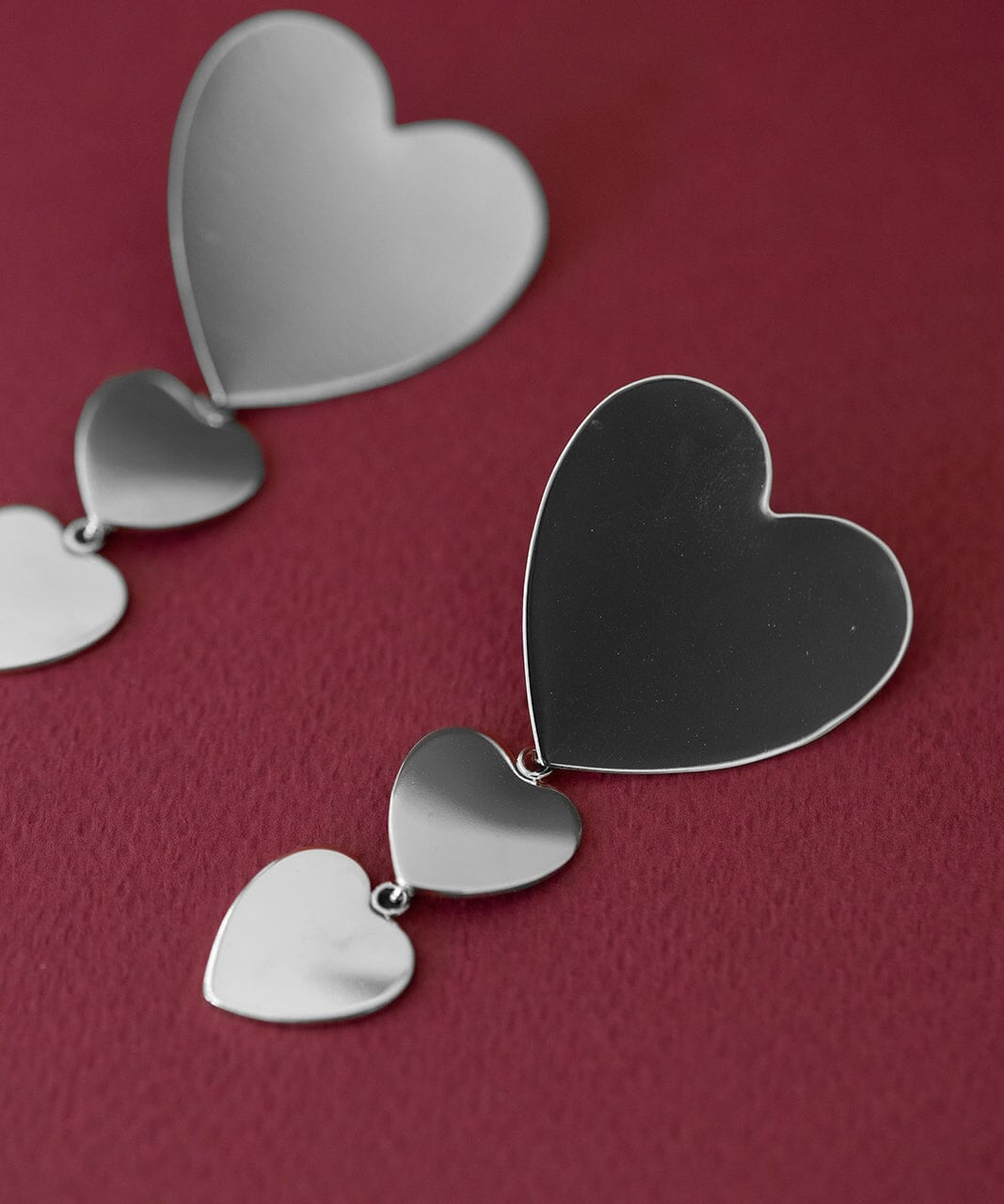 Boucles d'Oreilles Puces Pendantes Aphrodite Argent Coeurs Boucles d'Oreilles Monsieur Simone