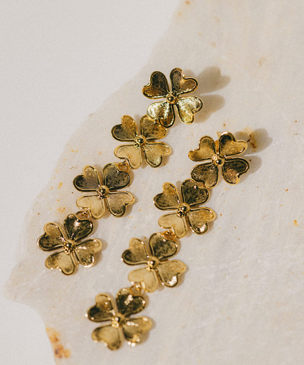 Boucles d'Oreilles Puces Pendantes Léon Or Trèfles Boucles d'oreilles Monsieur Simone