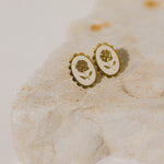Boucles d'Oreilles Puces Thémis Fleurs Or Ivoire Boucles d'Oreilles Monsieur Simone