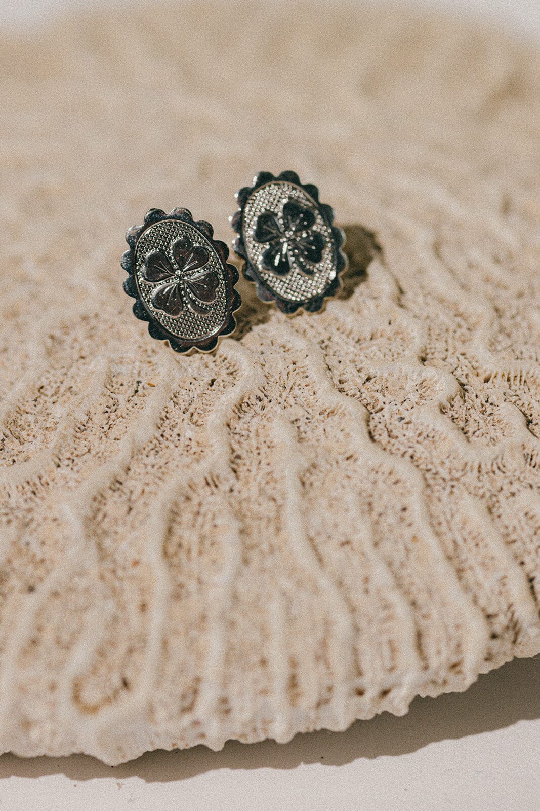 Boucles d'Oreilles Puces Thémis Trèfles Argent Boucles d'Oreilles Monsieur Simone