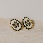 Boucles d'Oreilles Puces Thémis Trèfles Or Ivoire Boucles d'Oreilles Monsieur Simone