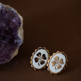 Boucles d'Oreilles Puces Thémis Trèfles Or Ivoire Boucles d'Oreilles Monsieur Simone