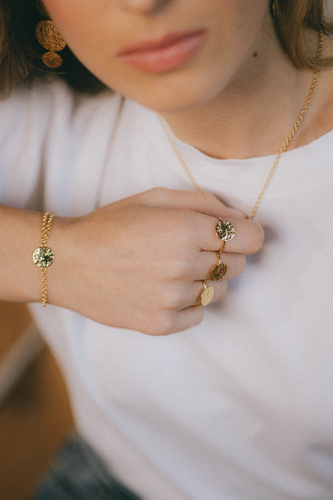 Bracelet Hestia Or Rond Martelé Bracelets Monsieur Simone