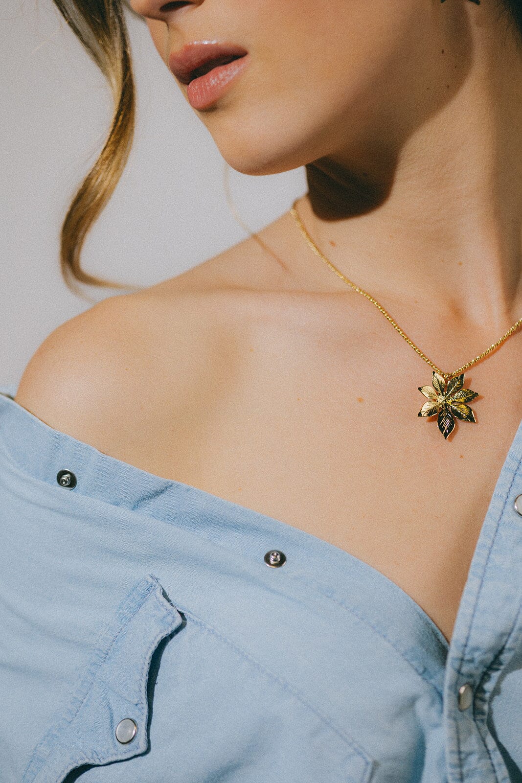 Collier Chloris Or Fleur Colliers Monsieur Simone