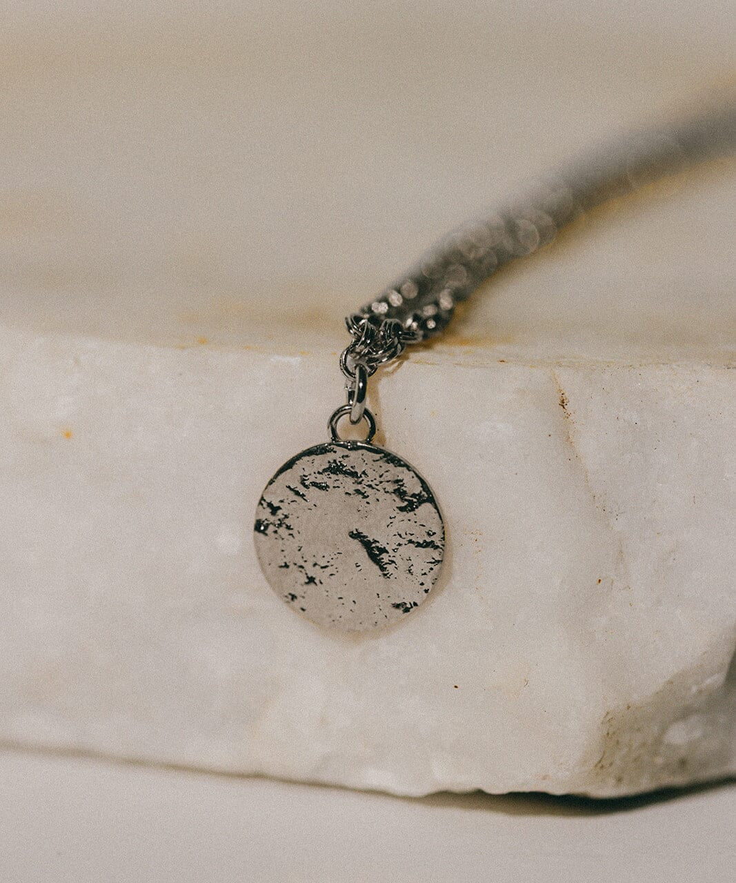 Collier Hestia Argent Rond Martelé Colliers Monsieur Simone