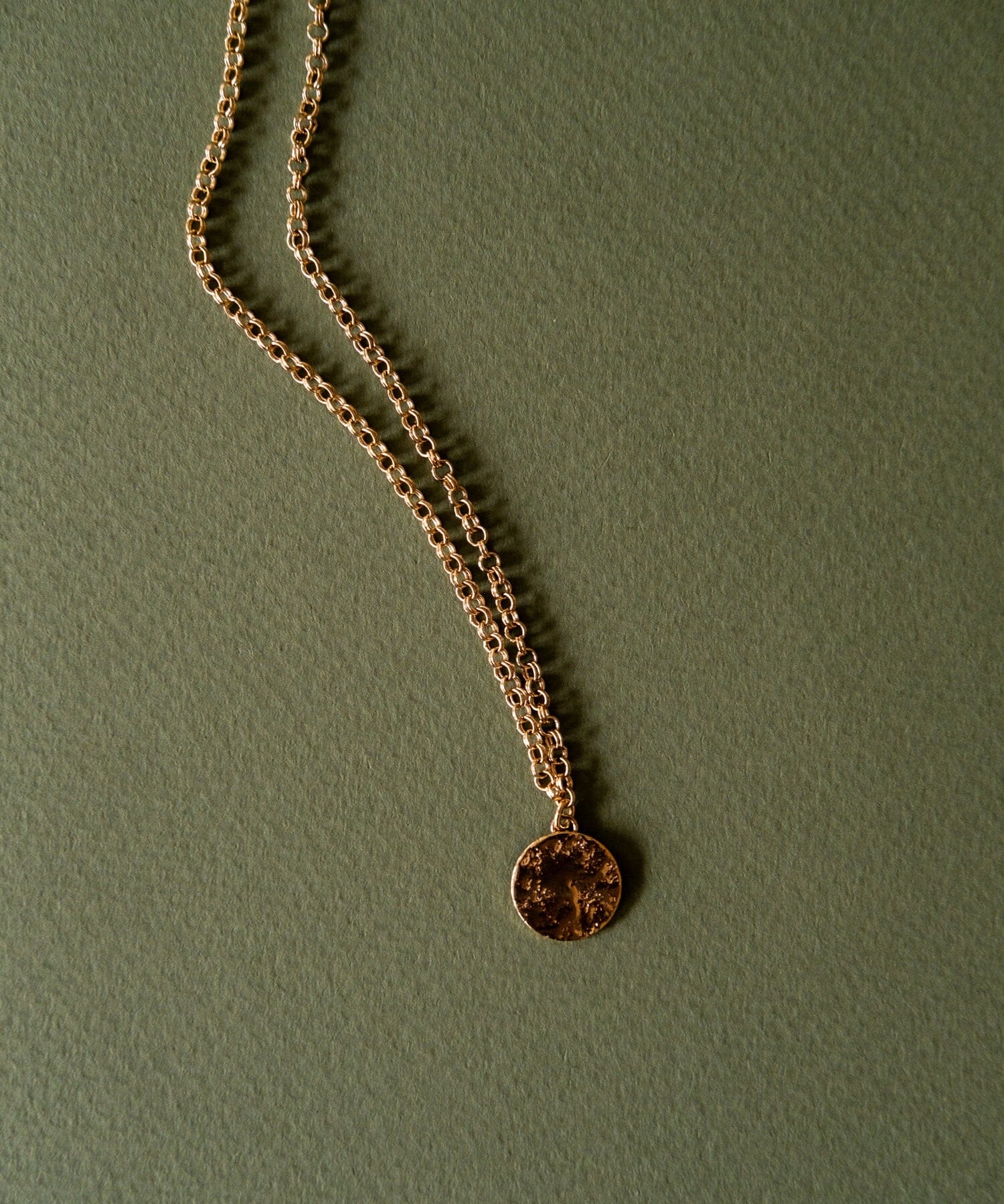 Collier Hestia Or Rond Martelé Colliers Monsieur Simone