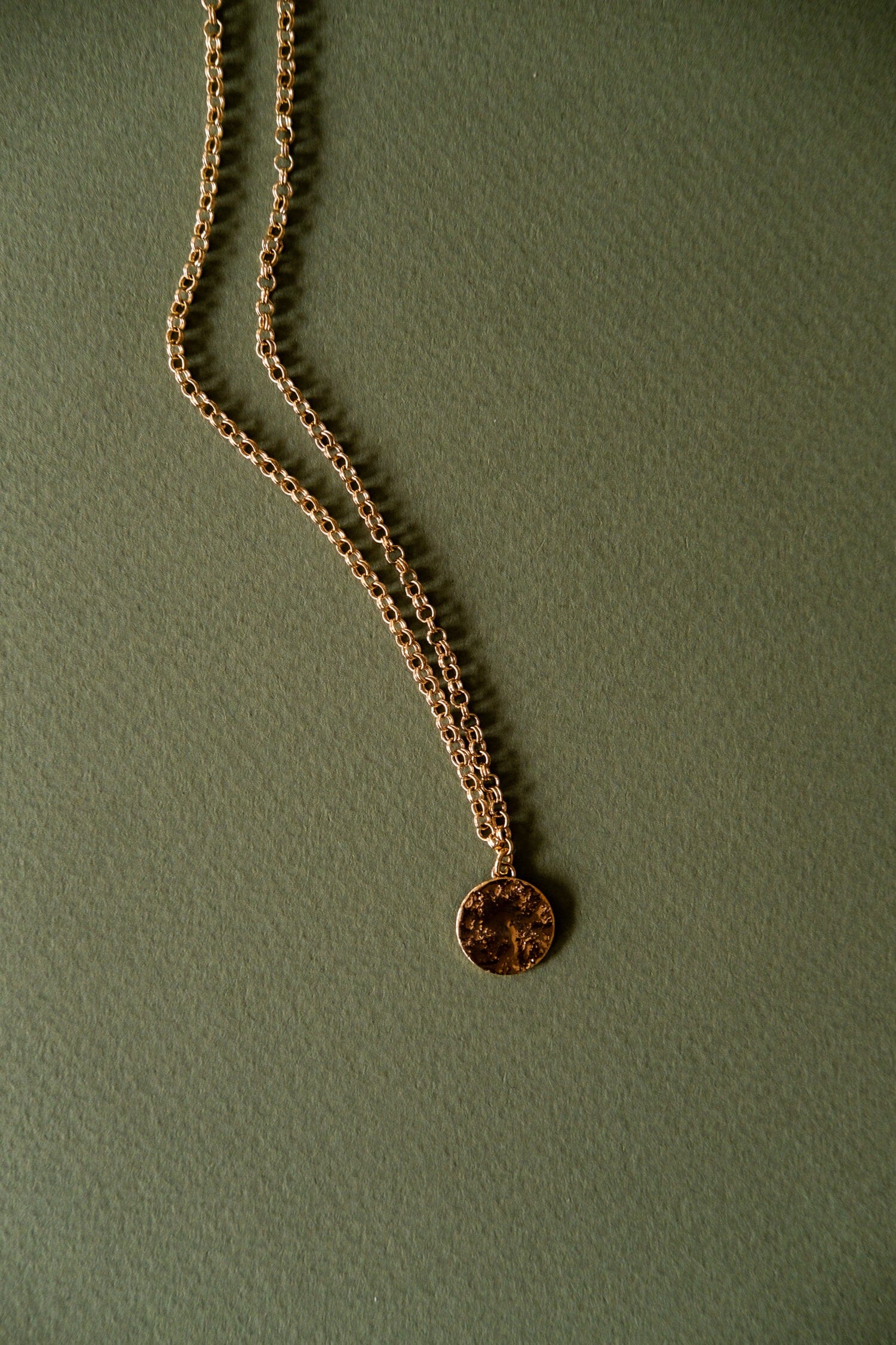 Collier Hestia Or Rond Martelé Colliers Monsieur Simone