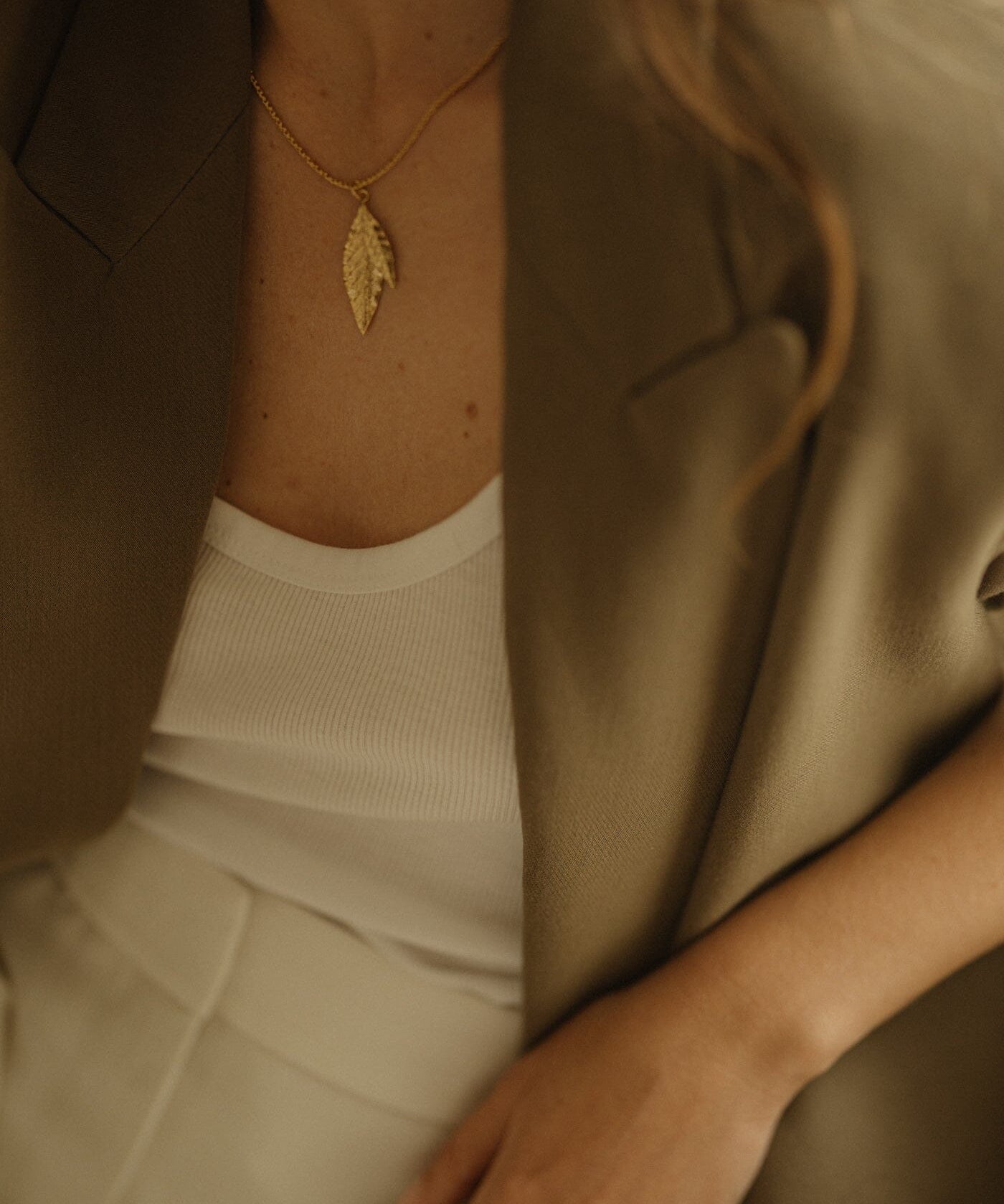 Collier Thalie Or Feuilles Colliers Monsieur Simone
