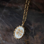 Collier Thémis Trèfle Or Ivoire Colliers Monsieur Simone