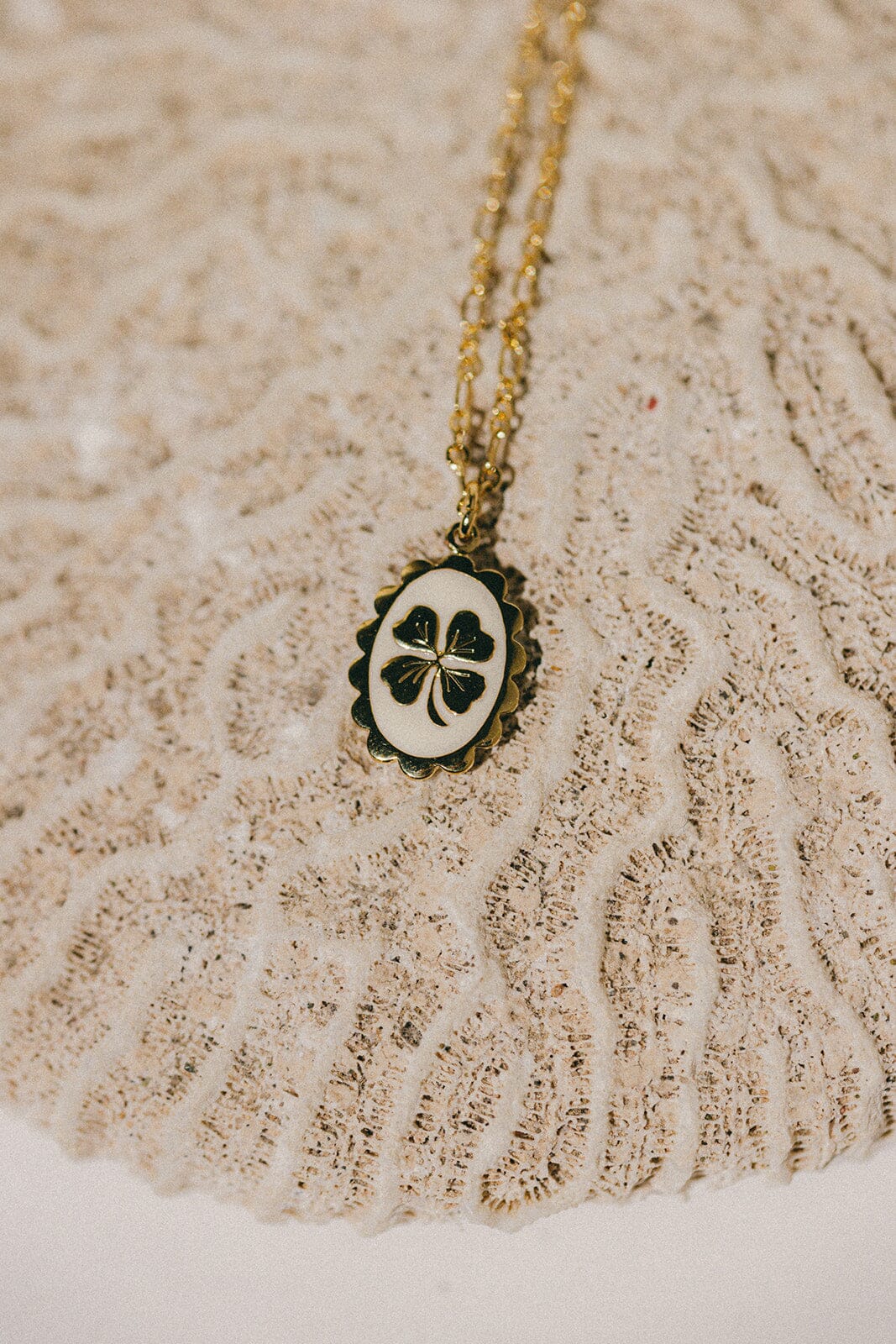 Collier Thémis Trèfle Or Ivoire Colliers Monsieur Simone