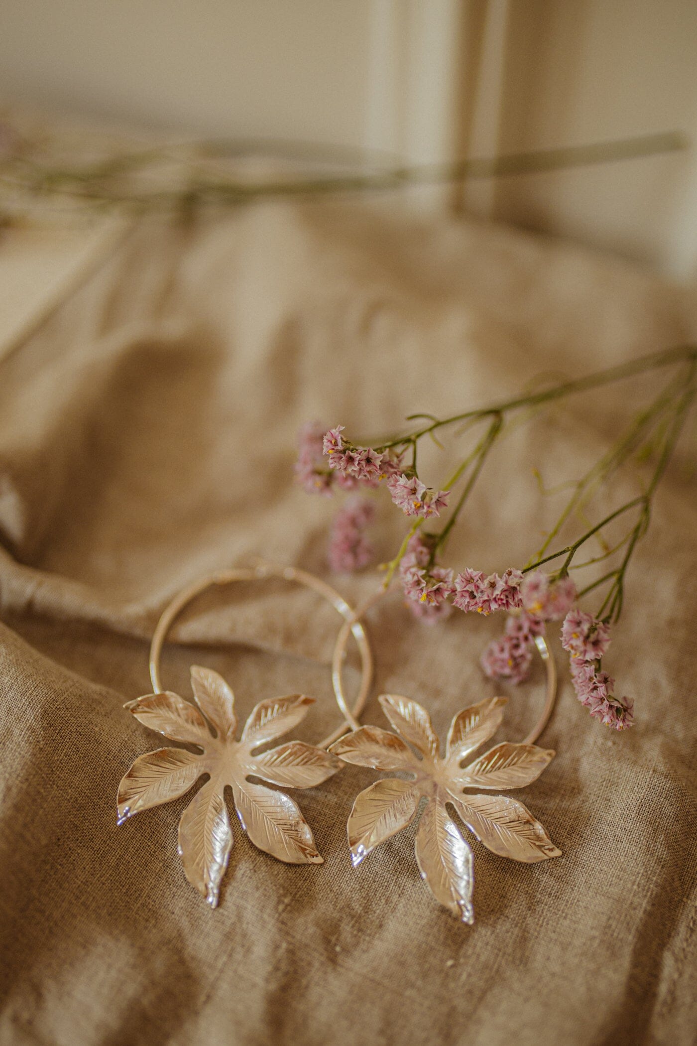 Créoles Chloris Argent Fleurs Boucles d'Oreilles Monsieur Simone