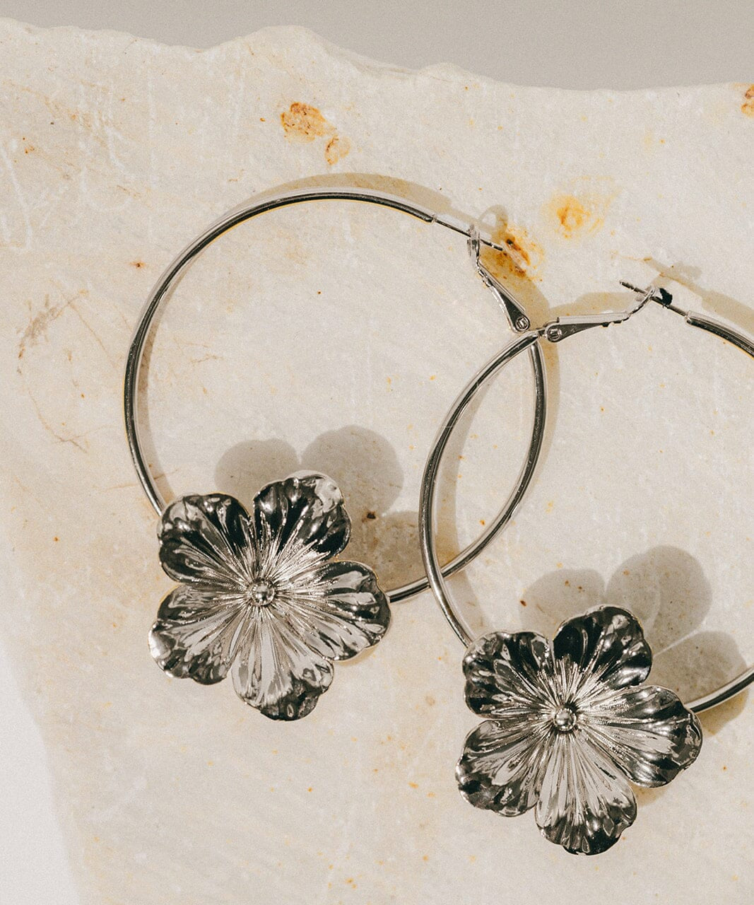 Créoles Gaïa Argent Fleurs Boucles d'Oreilles Monsieur Simone