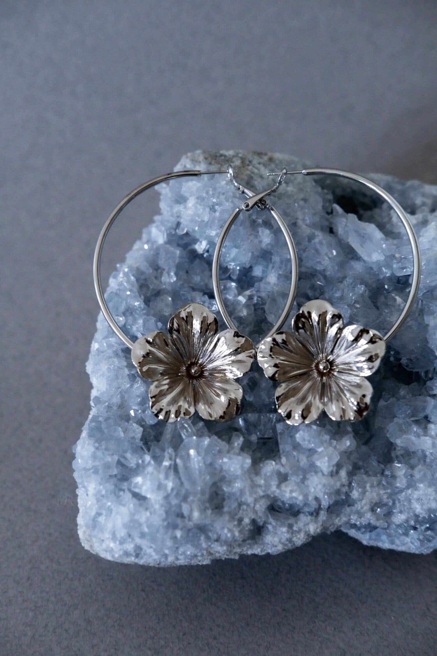 Créoles Gaïa Argent Fleurs Boucles d'Oreilles Monsieur Simone