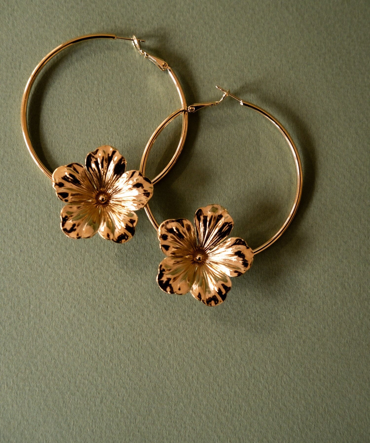 Créoles Gaïa Or Fleurs Boucles d'Oreilles Monsieur Simone