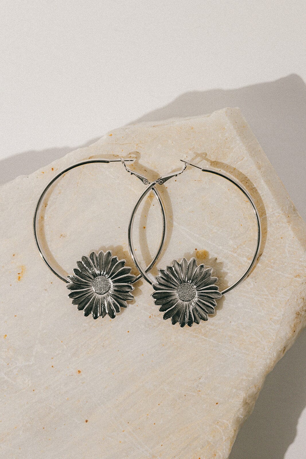 Créoles Maïa Argent Fleurs Boucles d'Oreilles Monsieur Simone