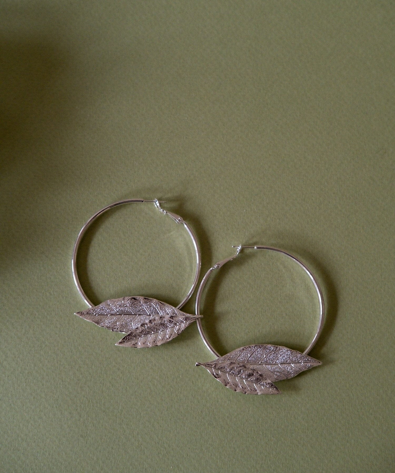 Créoles Thalie Argent Feuilles Boucles d'Oreilles Monsieur Simone