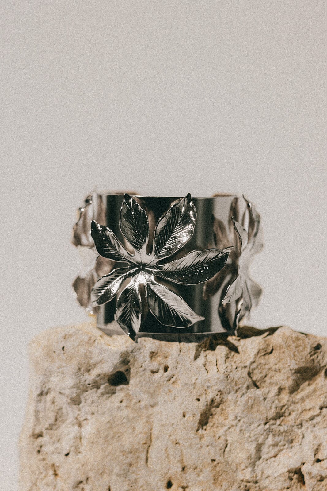 Manchette Chloris Argent Fleurs Bracelets Monsieur Simone