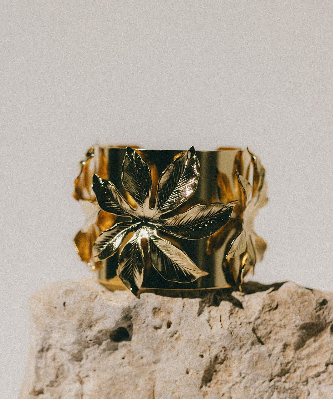 Manchette Chloris Or Fleurs Bracelets Monsieur Simone