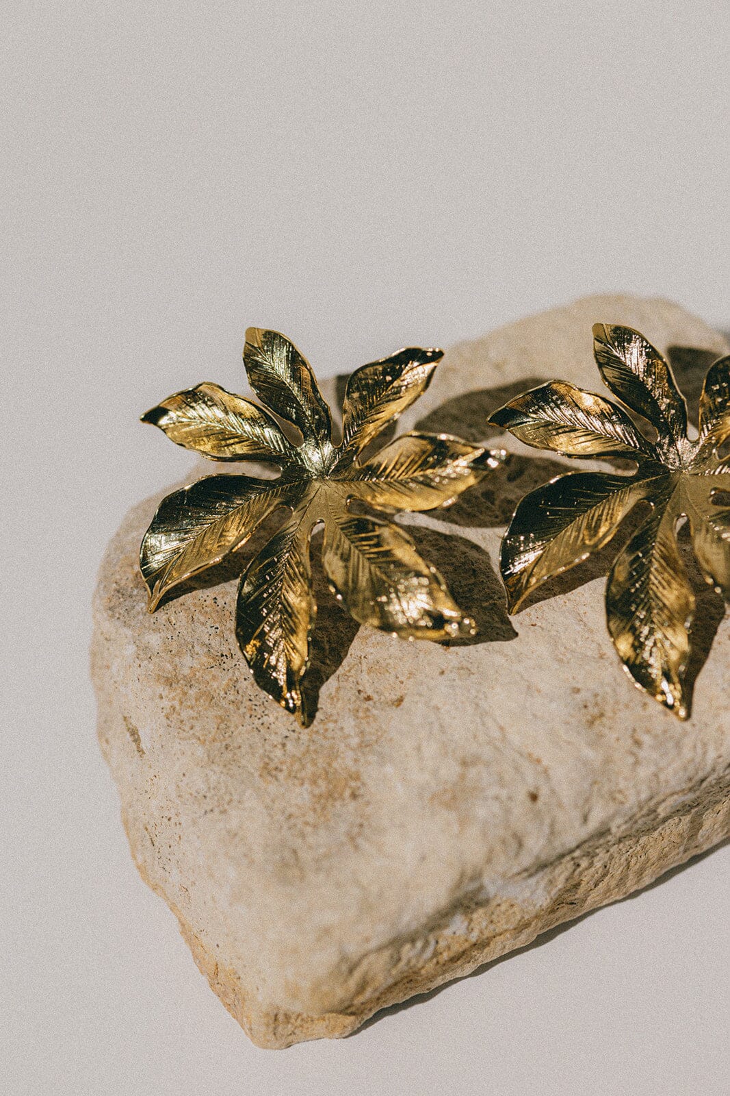 Maxi Boucles d'Oreilles Puces Chloris Or Fleurs Boucles d'Oreilles Monsieur Simone