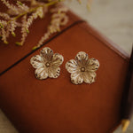 Maxi Boucles d'Oreilles Puces Gaïa Argent Fleurs Boucles d'Oreilles Monsieur Simone