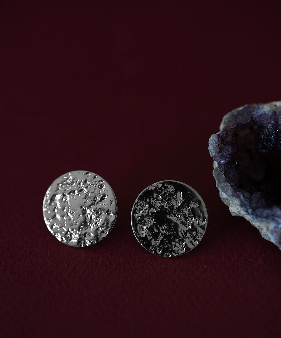 Maxi Boucles d'Oreilles Puces Hestia Argent Ronds Martelés Boucles d'Oreilles Monsieur Simone