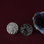 Maxi Boucles d'Oreilles Puces Hestia Argent Ronds Martelés Boucles d'Oreilles Monsieur Simone