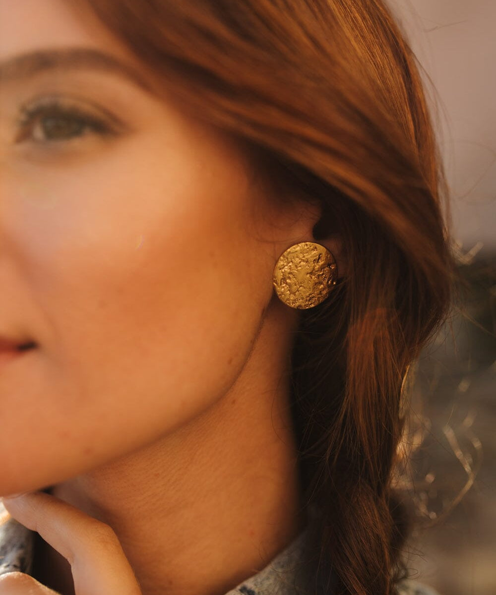 Maxi Boucles d'Oreilles Puces Hestia Or Ronds Martelés Boucles d'Oreilles Monsieur Simone
