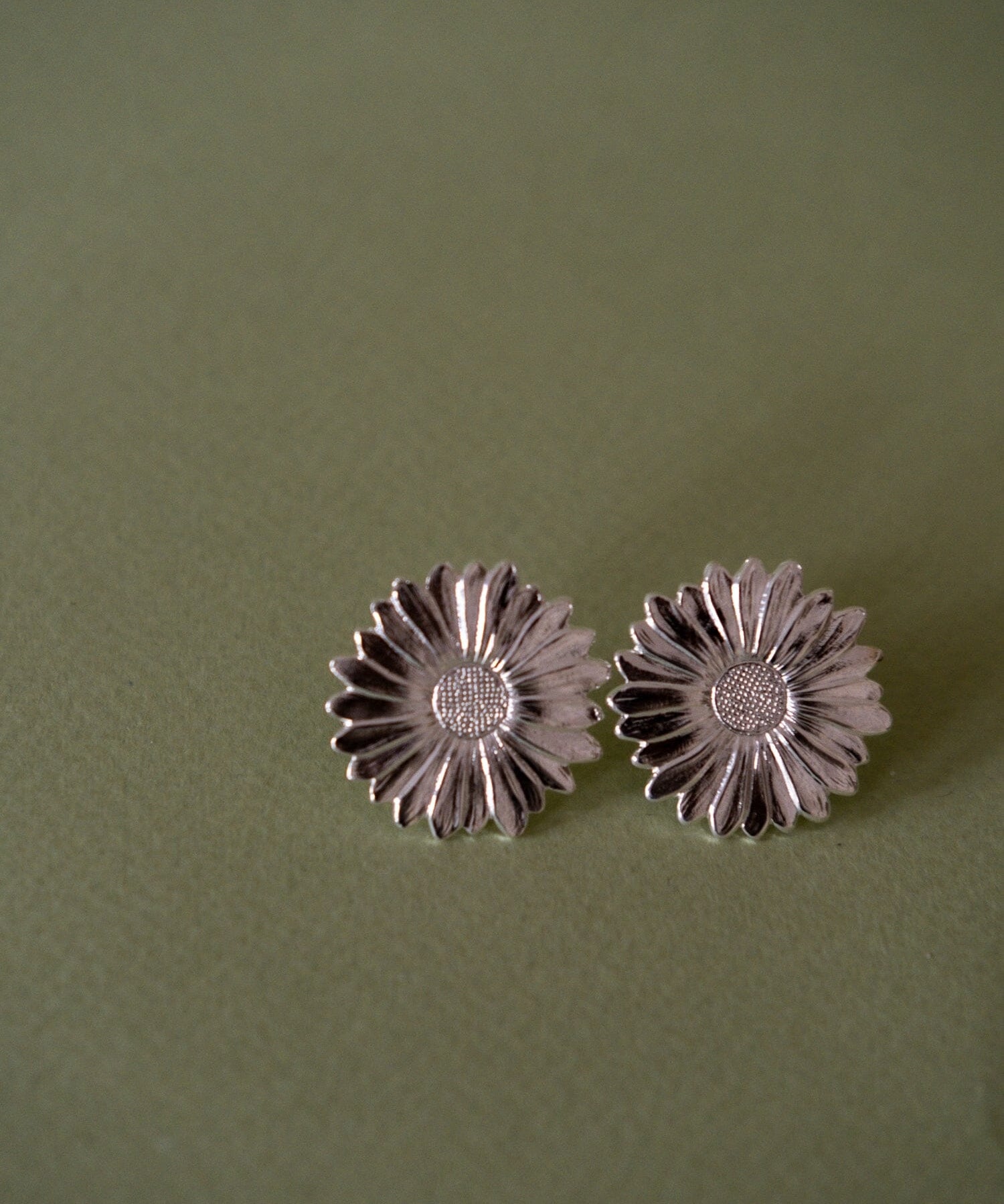 Maxi Boucles d'Oreilles Puces Maïa Argent Fleurs Boucles d'Oreilles Monsieur Simone