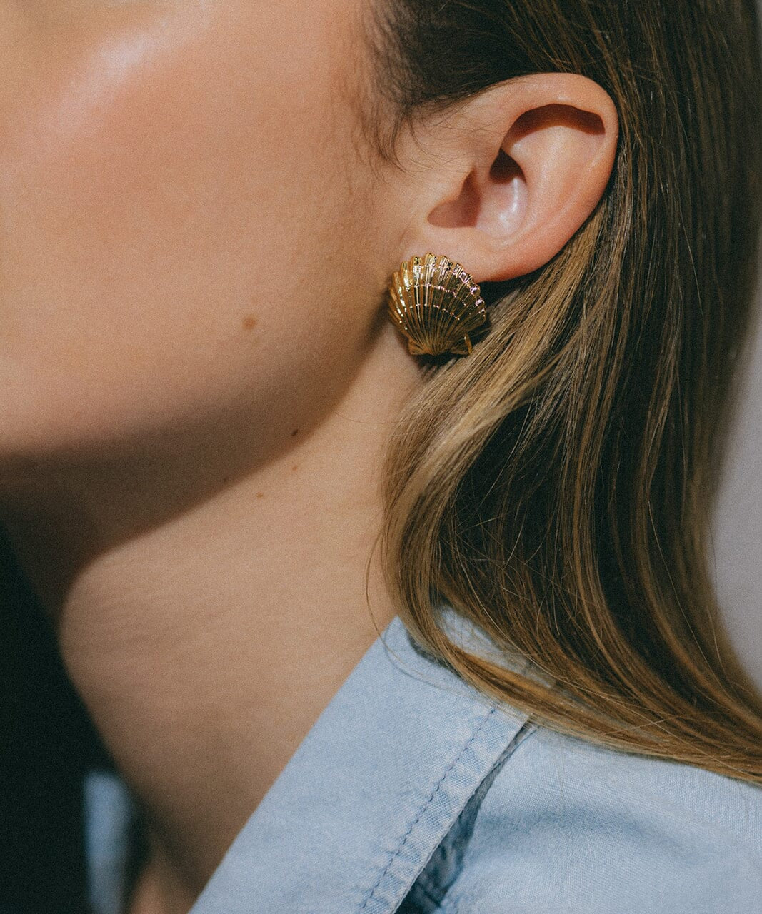 Maxi Boucles d'Oreilles Puces Nérée Or Coquillages Boucles d'Oreilles Monsieur Simone