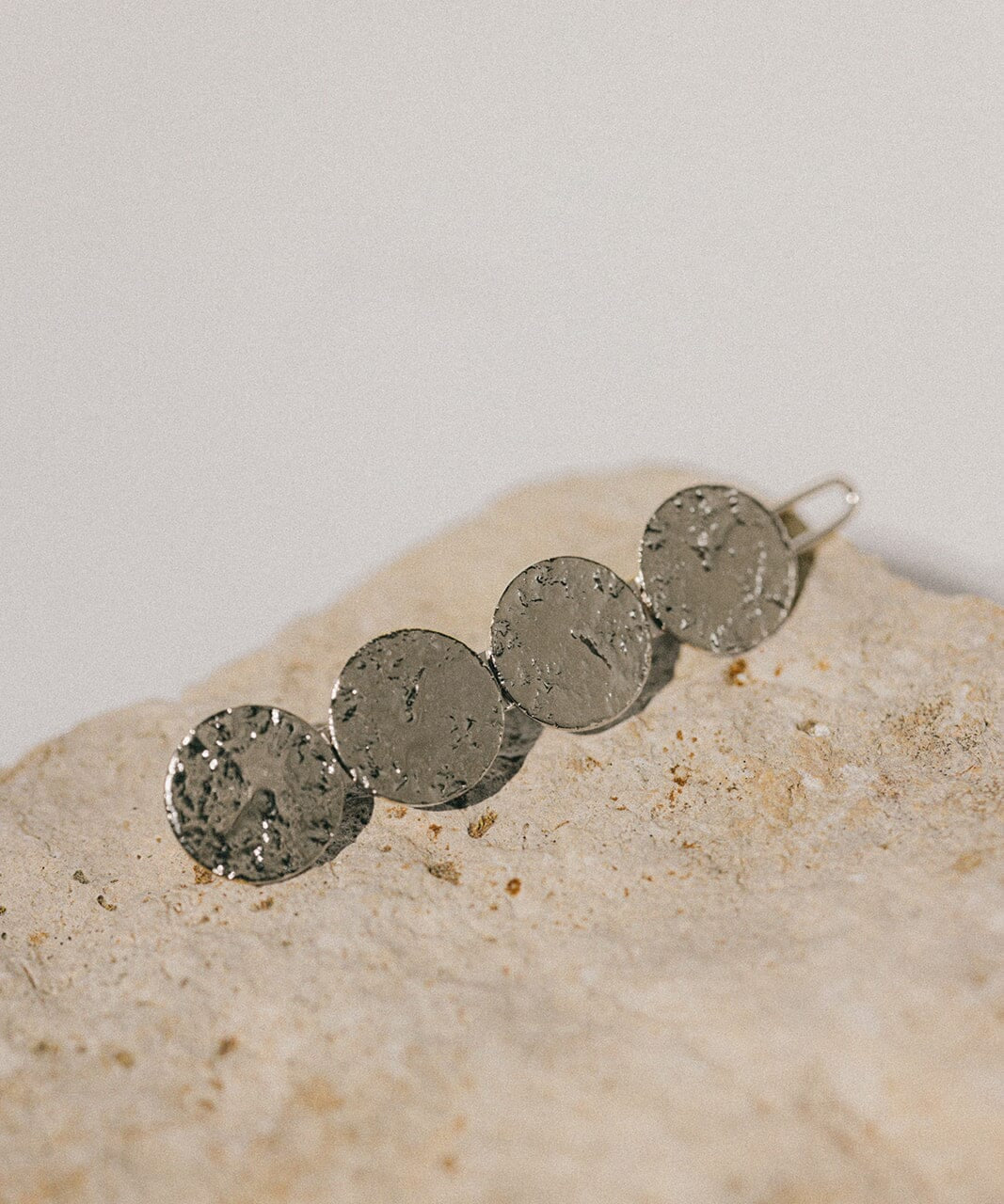 Mini Barrette Hestia Argent Ronds Martelés Accessoires Monsieur Simone