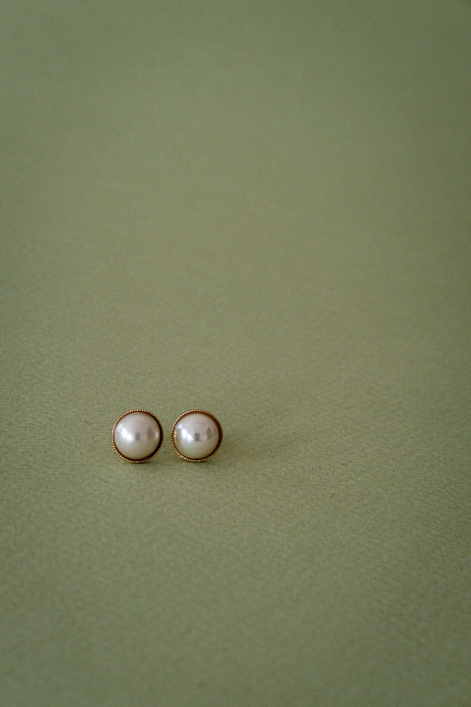 Mini Boucles d'Oreilles Puces Nélya Or Perles Boucles d'Oreilles Monsieur Simone
