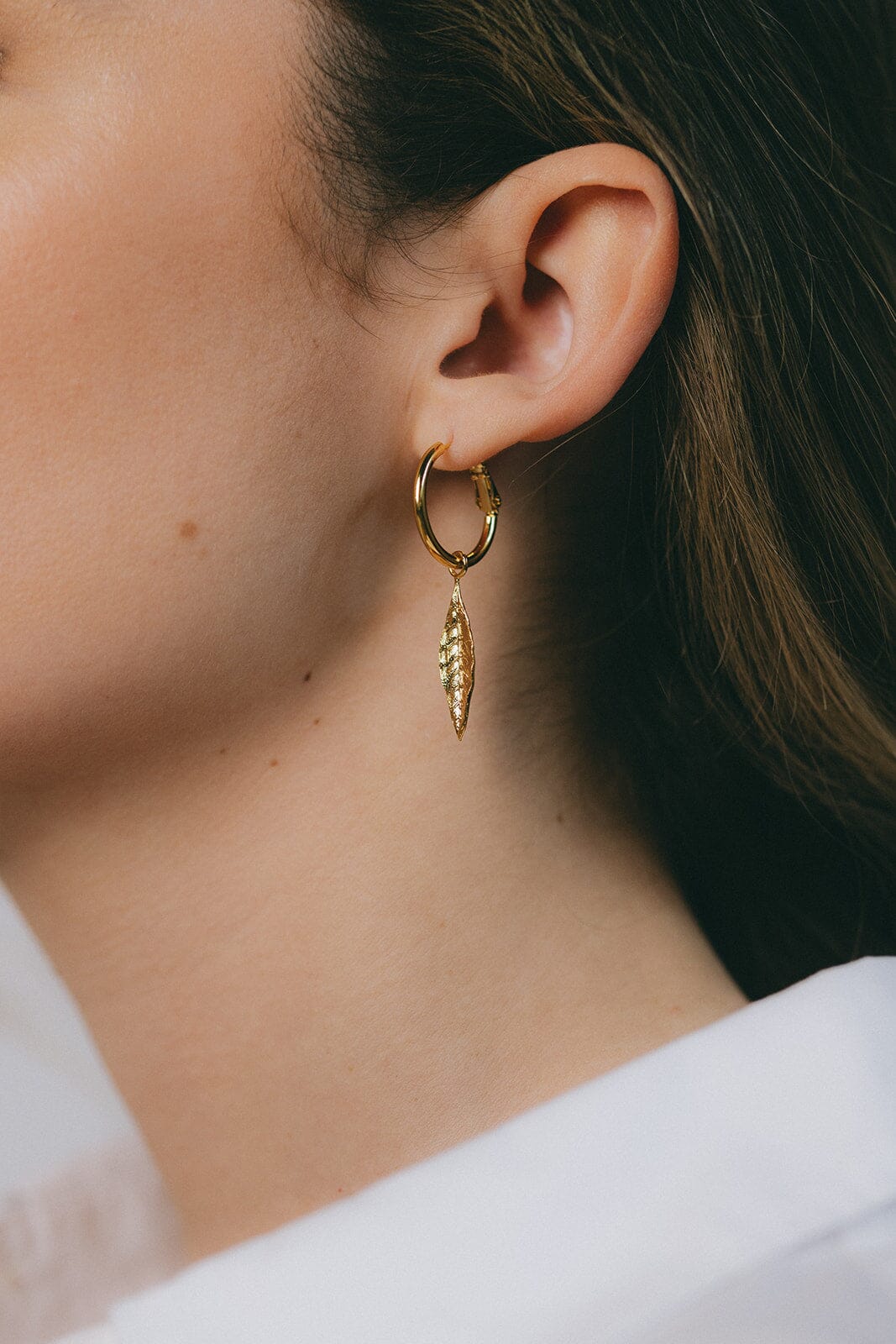 Mini Créoles Thalie Or Feuilles Boucles d'Oreilles Monsieur Simone